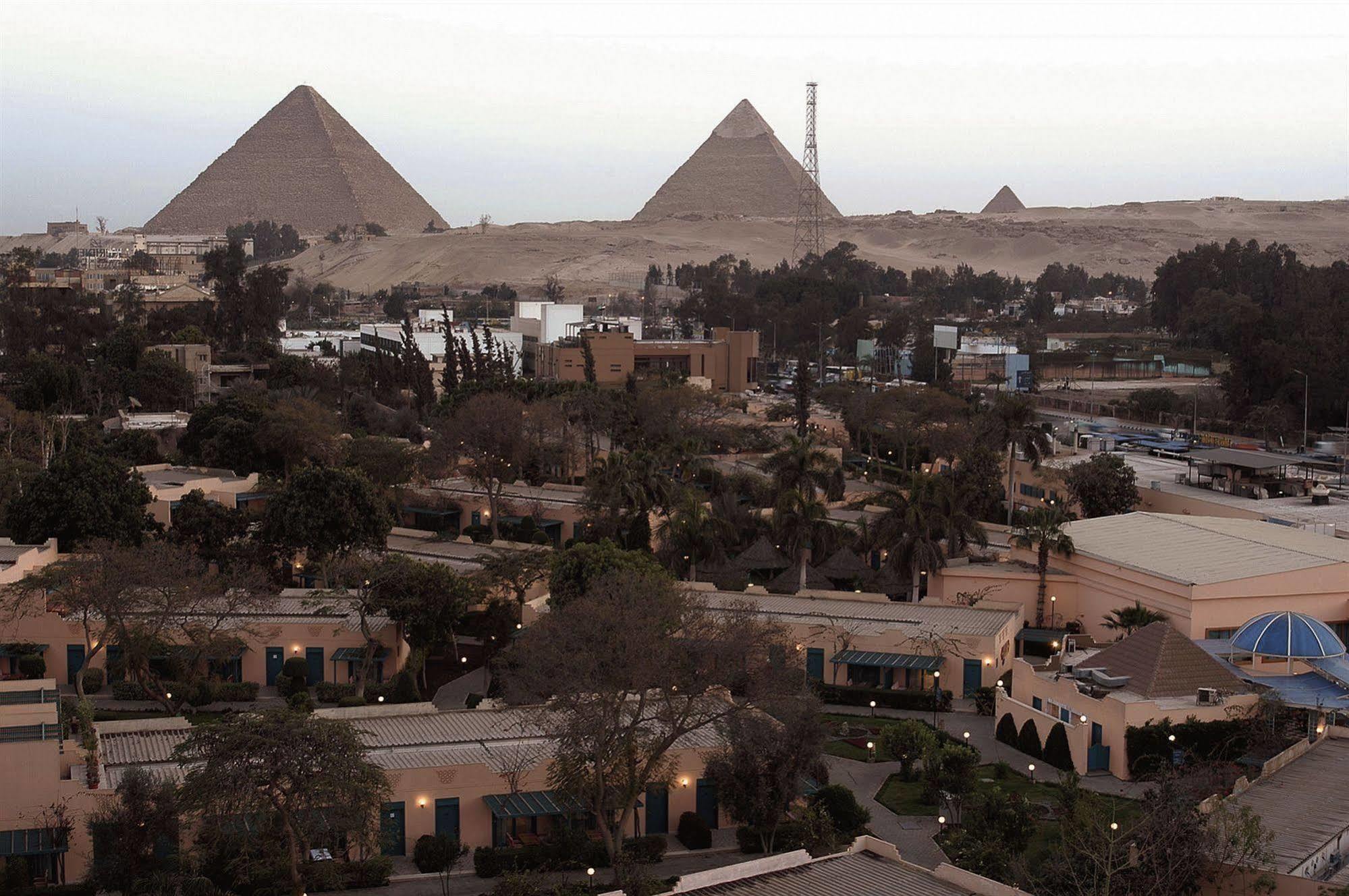 Cairo Pyramids Hotel Giza Exterior foto